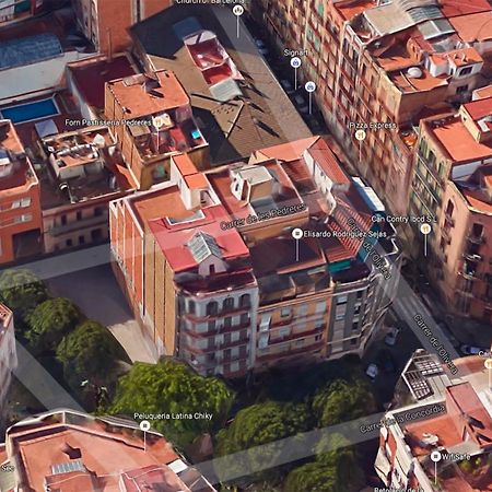 Rainbow Lägenhet Barcelona Exteriör bild